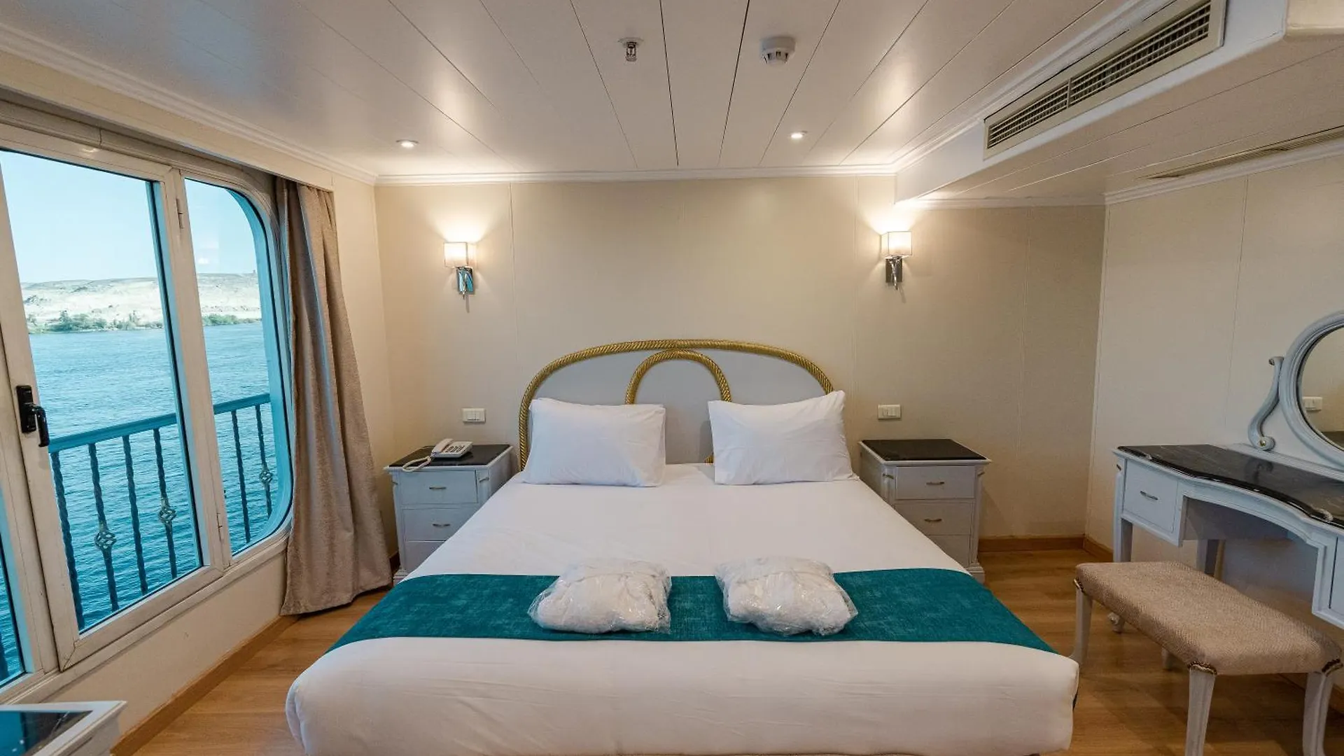Nile Quest Cruise - 4 Or 7 Nights From Luxor Each Saturday And 3 Or 7 Nights From Aswan Each Wednesday Hotel